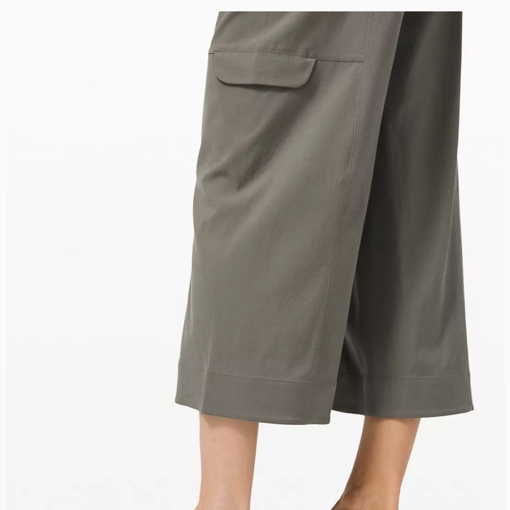 Lululemon Metropolis Maven High-Rise Crop - Picture 5 of 8